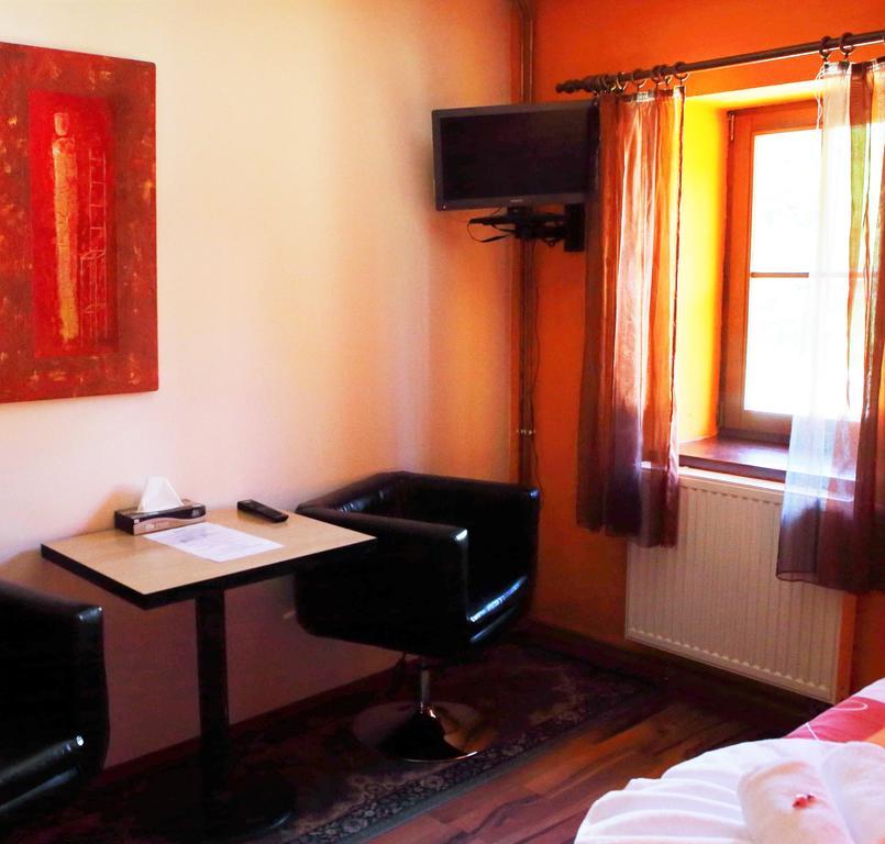 Hotel U Martina - Kocabka โรเช็มเบิร์ก นาด วัลตาวูว์ ภายนอก รูปภาพ