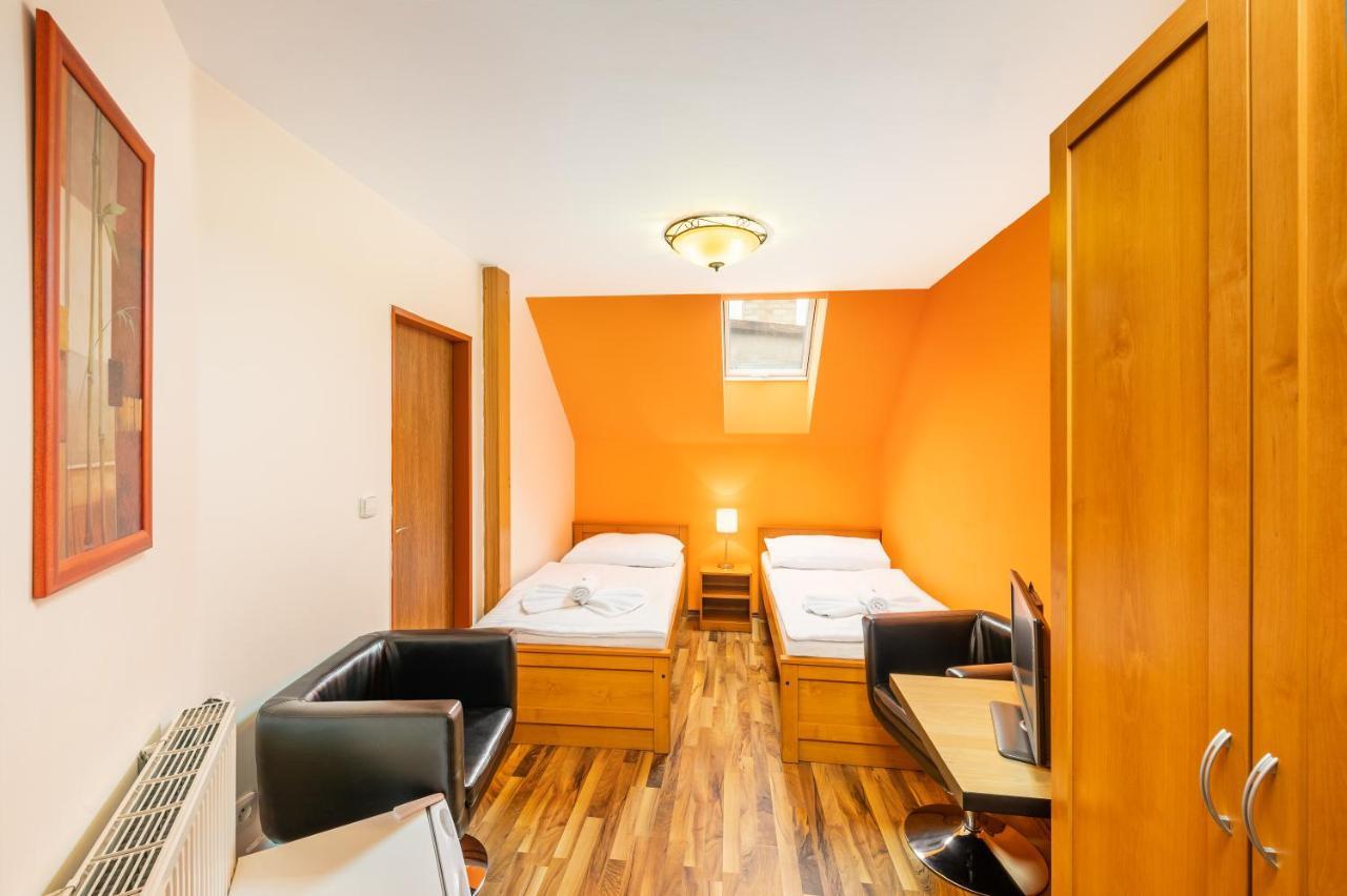 Hotel U Martina - Kocabka โรเช็มเบิร์ก นาด วัลตาวูว์ ภายนอก รูปภาพ